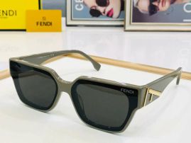 Picture of Fendi Sunglasses _SKUfw52141113fw